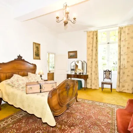 Chateau De Fayolle 3* 里贝拉克